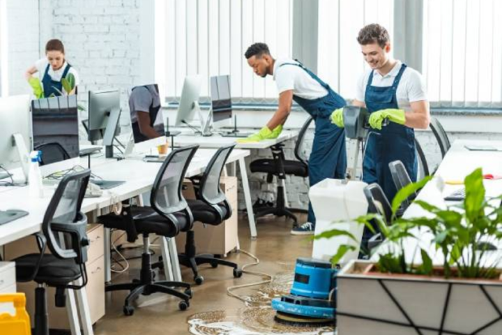 Top 7 Benefits Of Hiring A Commercial Cleaning Company To Clean Your Place