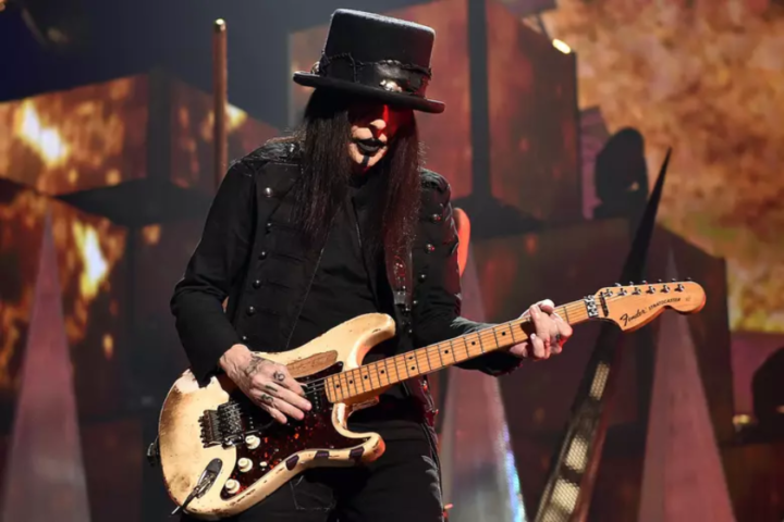 mick mars net worth