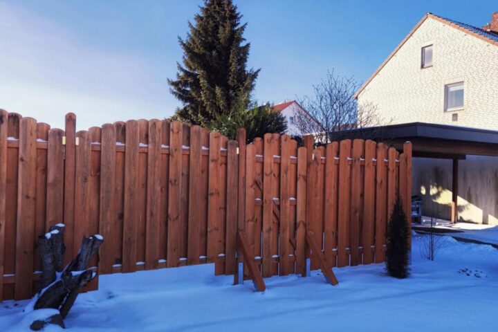 A Guide to Residential Fencing: Choosing the Right Type for Your Home